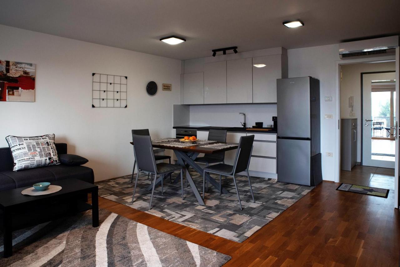 Burin Apartment Koper Luaran gambar
